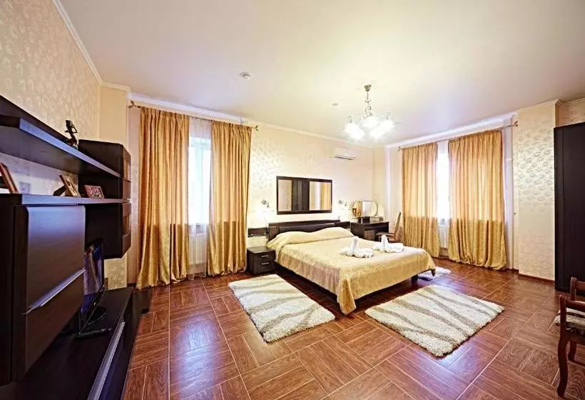 هتل Vladimir Plaza