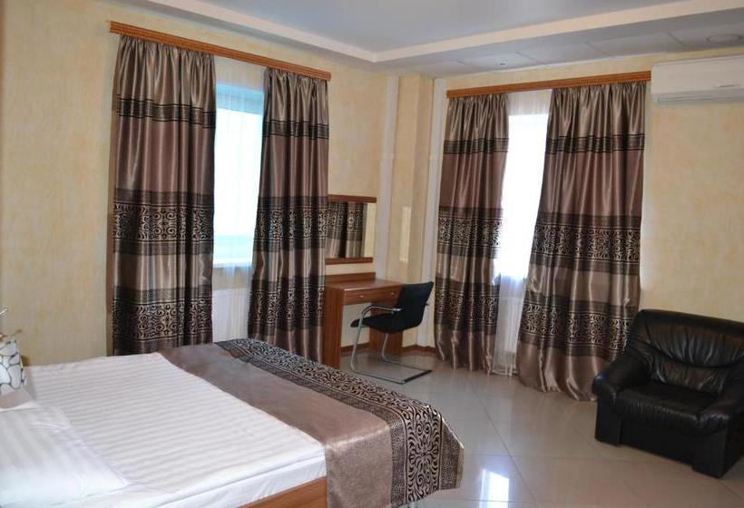 هتل Vladimir Plaza