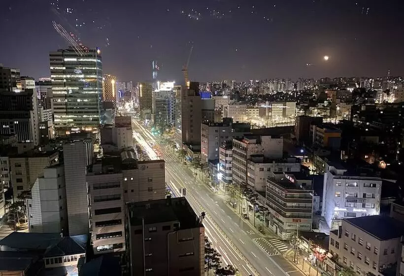 דירת נופש Myeongdong Merlin