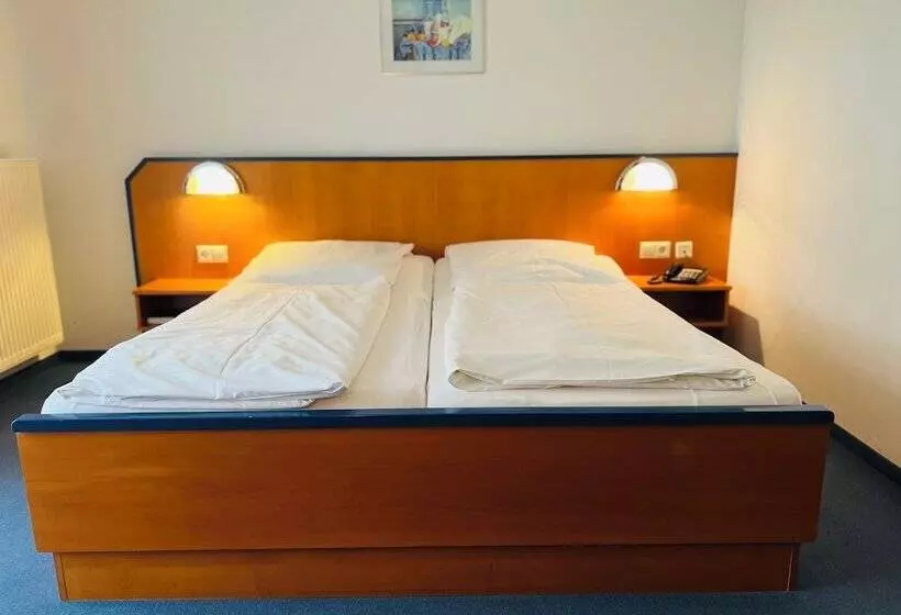 Trip Inn Aktivhotel & Restaurant Sonnenhof Bei Passau Ehemals Sporthotel Sonnenhof