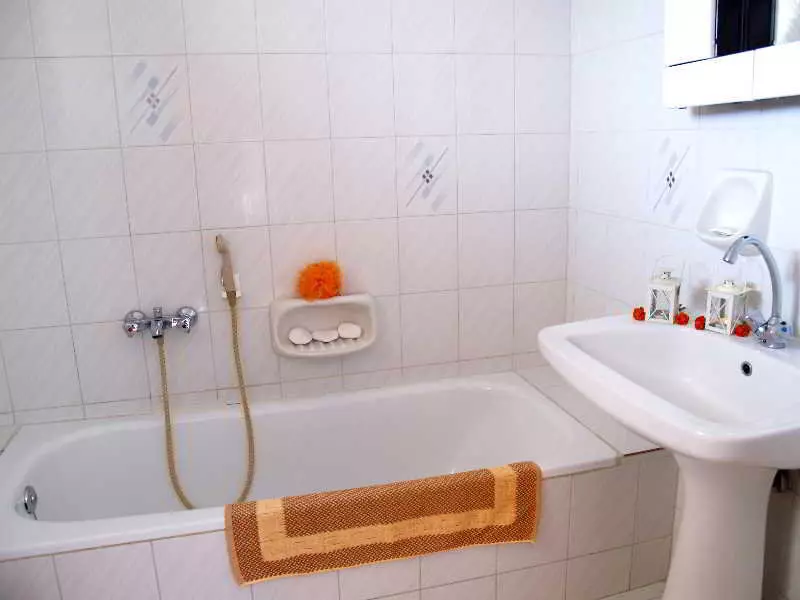 Sunny Studios & Apartments