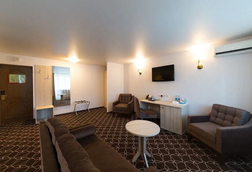 Zhemchuzhina Hotel Vladivostok