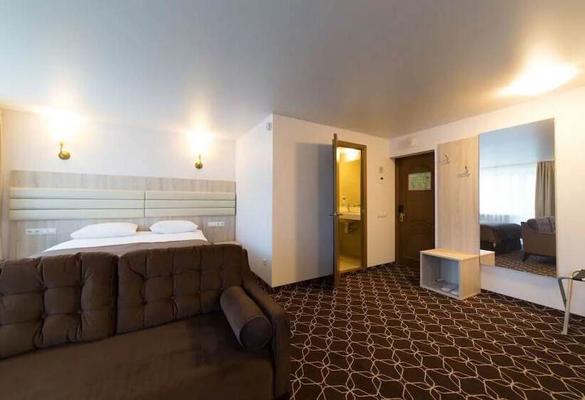 Zhemchuzhina Hotel Vladivostok