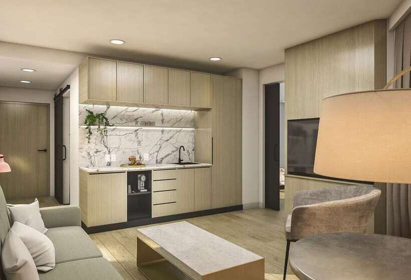 Hotel Bloom Mississauga, Tapestry Collection By Hilton