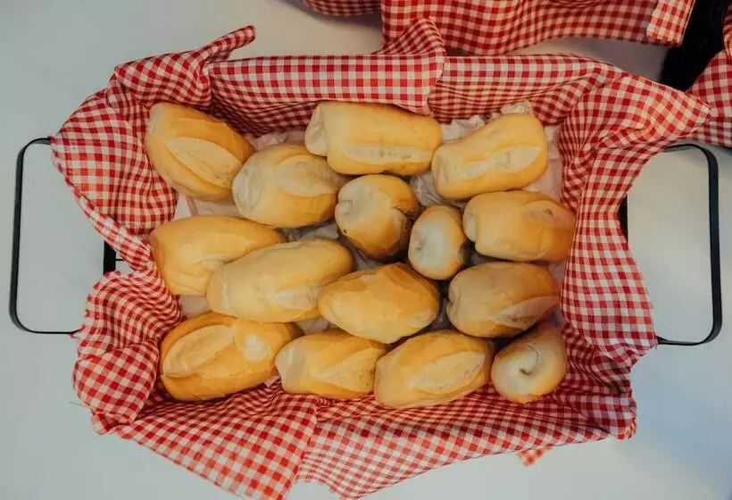 Hotelli Front Comfort Teófilo Otoni