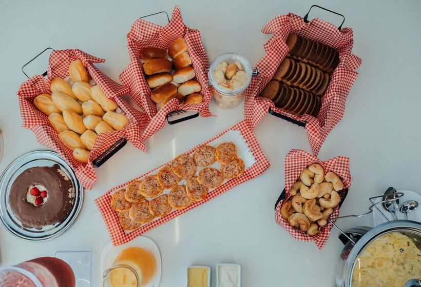 Hotel Front Comfort Teófilo Otoni