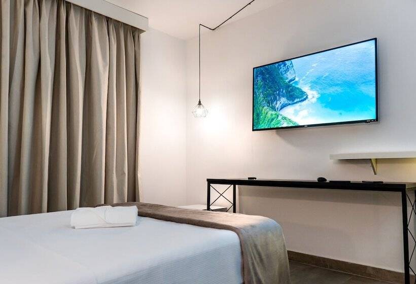 Hotel Front Comfort Teófilo Otoni