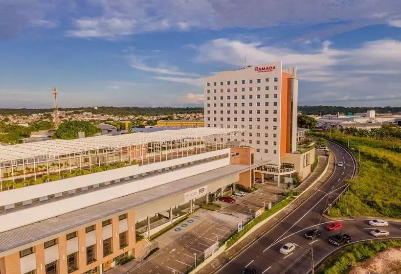 ホテル Ramada By Wyndham Manaus Torres Center