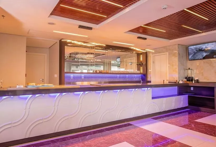 ホテル Ramada By Wyndham Manaus Torres Center