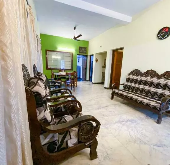 Majatalo Budget Home