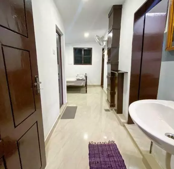Majatalo Budget Home
