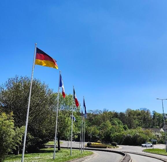 פנסיון La Suite