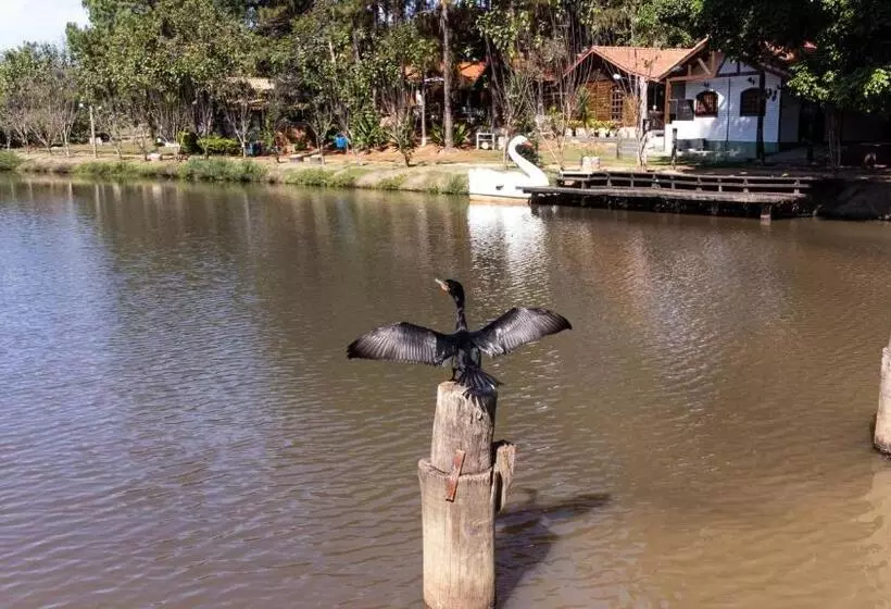 Majatalo Pousada E Camping Carrion