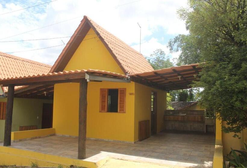 膳宿费 Pousada E Camping Carrion