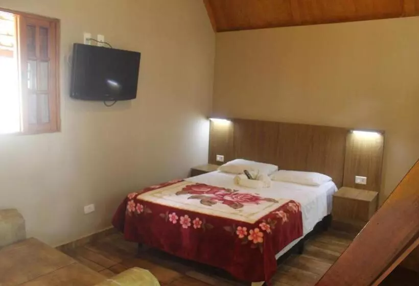 Majatalo Pousada E Camping Carrion