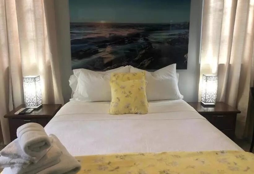 Beach Studio In Crown Point