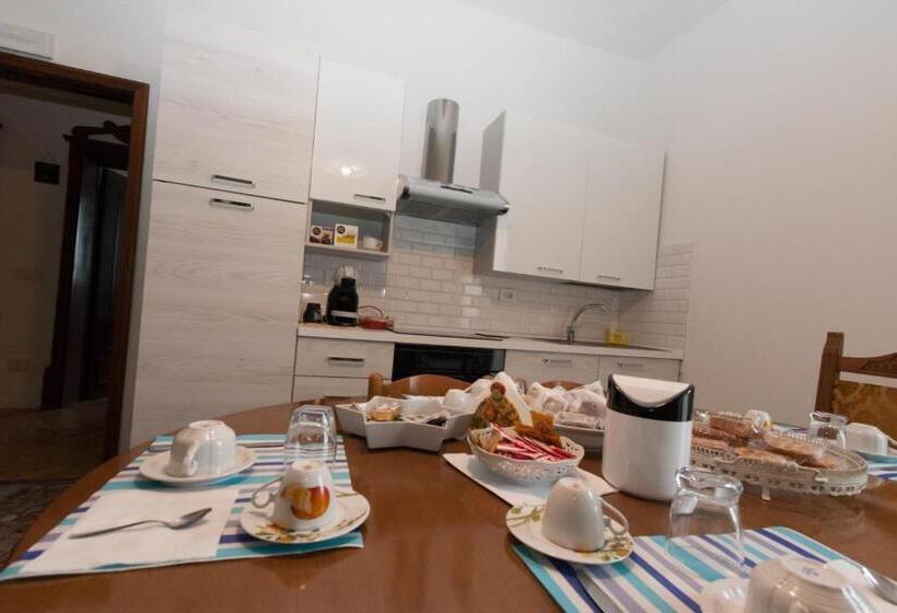 مبيت وإفطار La Brunita