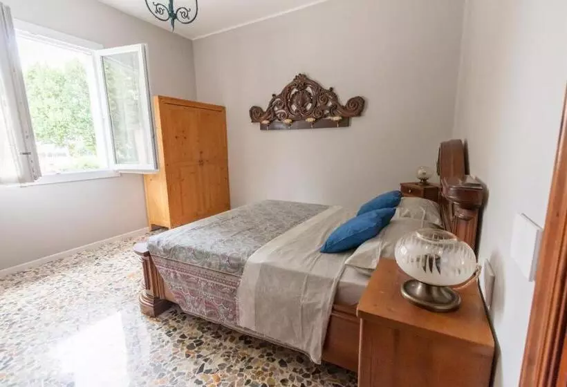 Aamiaismajoitus (B&B) La Brunita