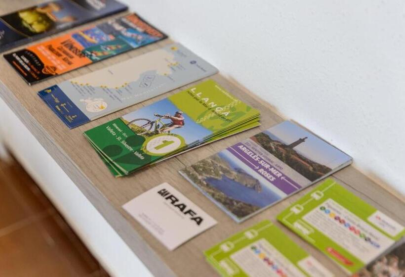 پانسیون Habitacions Cau Del Llop