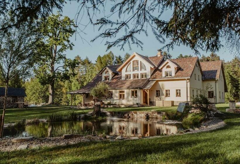 膳宿费 Krasná Samota