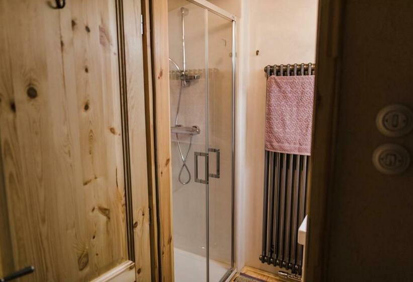 膳宿费 Krasná Samota