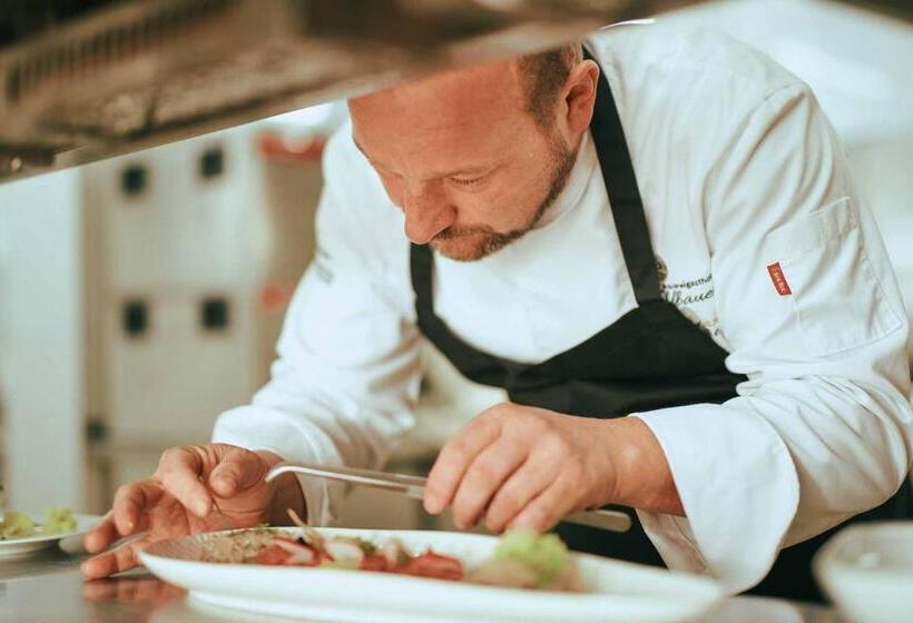 Пансион Brauereigasthof Zum Kuchlbauer