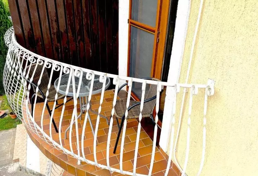 پانسیون Unio Vendégház 3