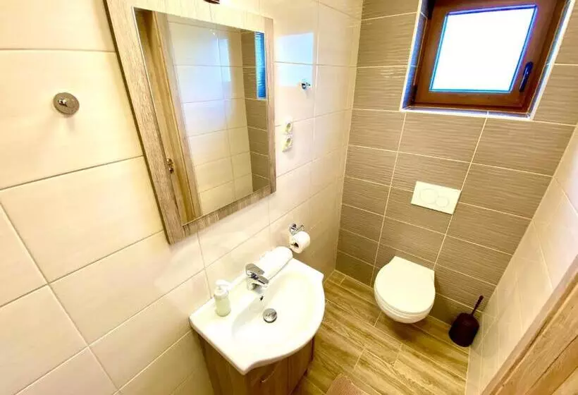 پانسیون Unio Vendégház 3