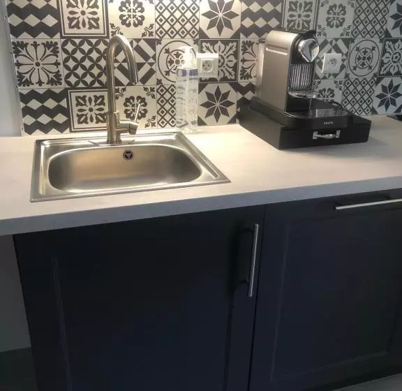 ベッドアンドブレックファースト Marie Jean Chambre D Hotes & Gite