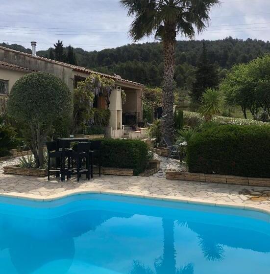 צימר Marie Jean Chambre D Hotes & Gite