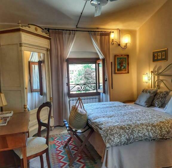 Boutique Hotel Fox S Inn