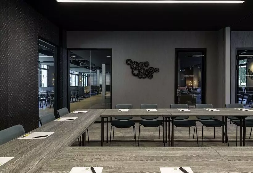 هتل Ibis Styles Friedrichshafen