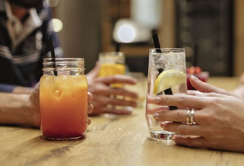 هتل Ibis Styles Friedrichshafen