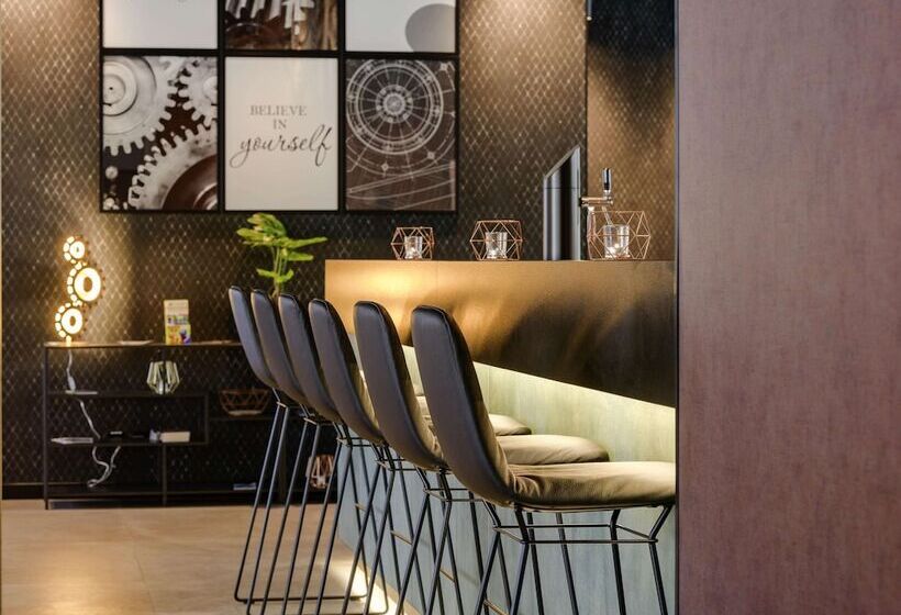 هتل Ibis Styles Friedrichshafen