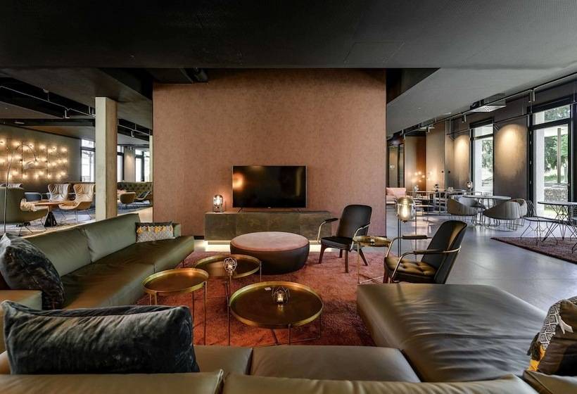 هتل Ibis Styles Friedrichshafen