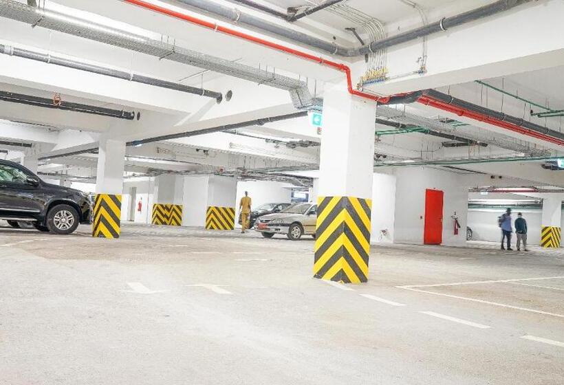 Star Land Hotel Bastos