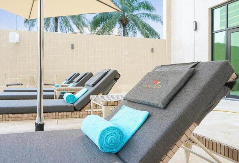Star Land Hotel Bastos