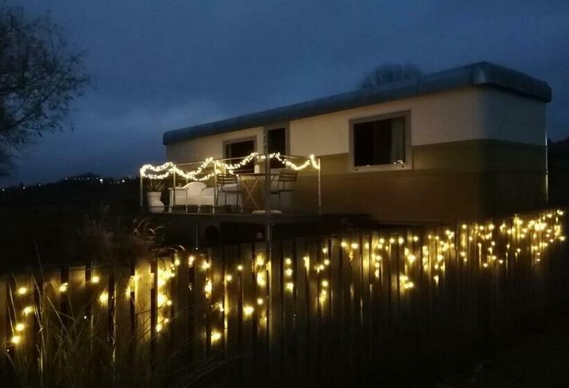 פנסיון La Roulotte