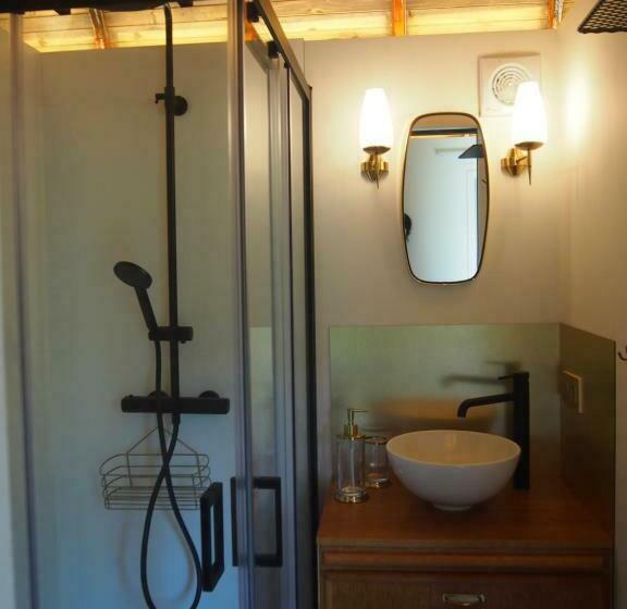 פנסיון La Roulotte