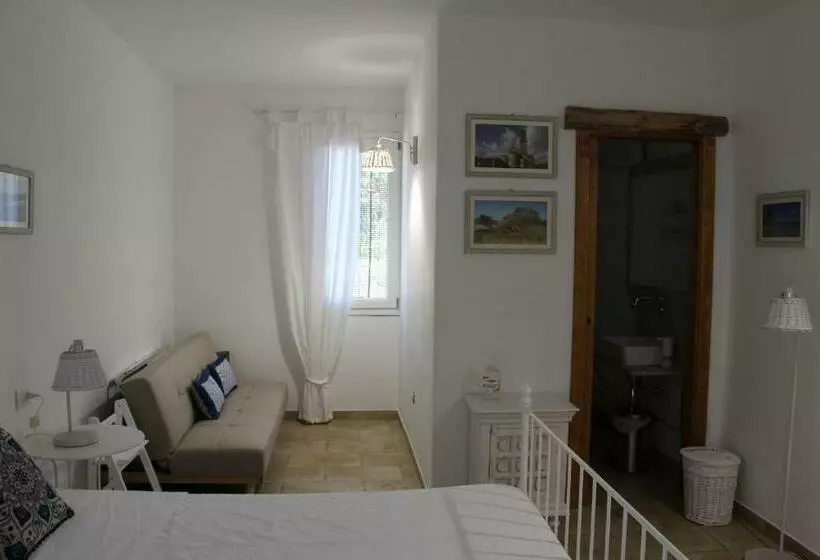 ペンション Monti Russu Natural Guest House