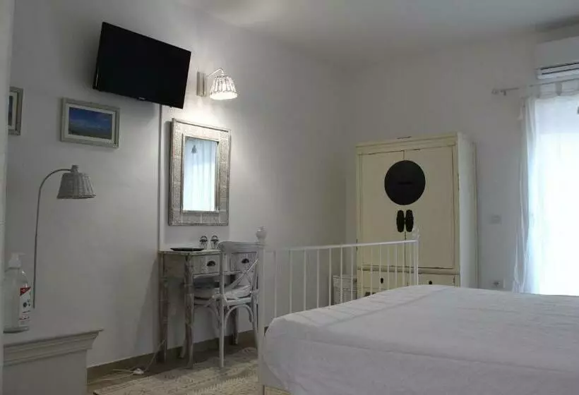 ペンション Monti Russu Natural Guest House