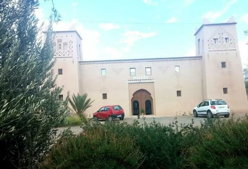 Retkeilymaja Kasbah Dar Bahnini