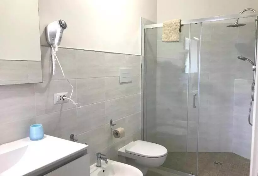 Angolo Mare Apartments & Rooms