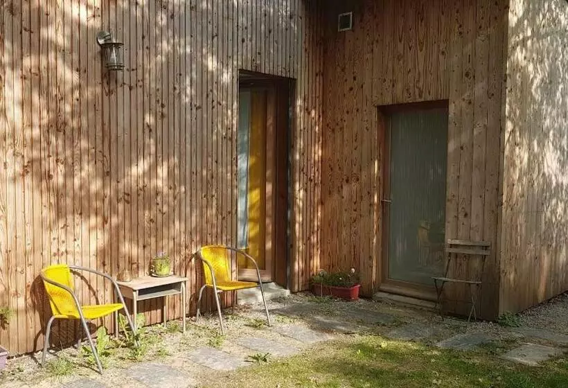 Aamiaismajoitus (B&B) Suite Parentale, Entrée Individuelle