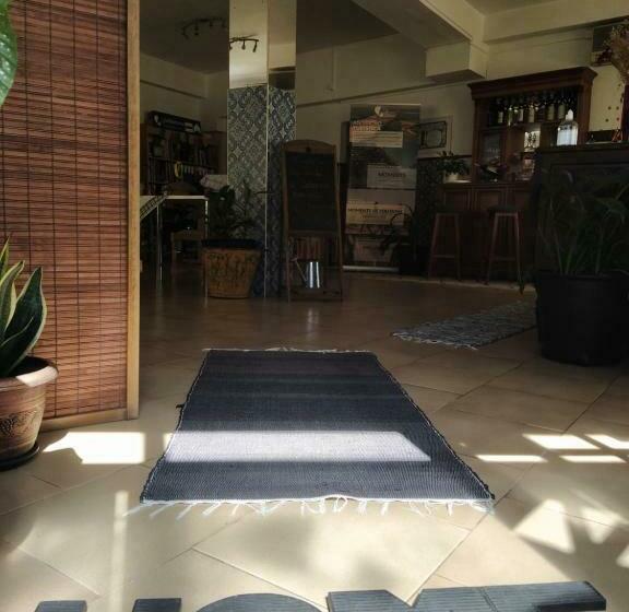 تختخواب و صبحانه Atjuditehome