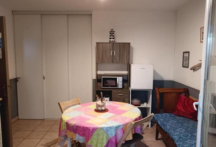 تختخواب و صبحانه Chambre Les Flamants, Vue Sur Les étangs, Les Oiseaux, Les Flamants, Petit Déjeuner Compris