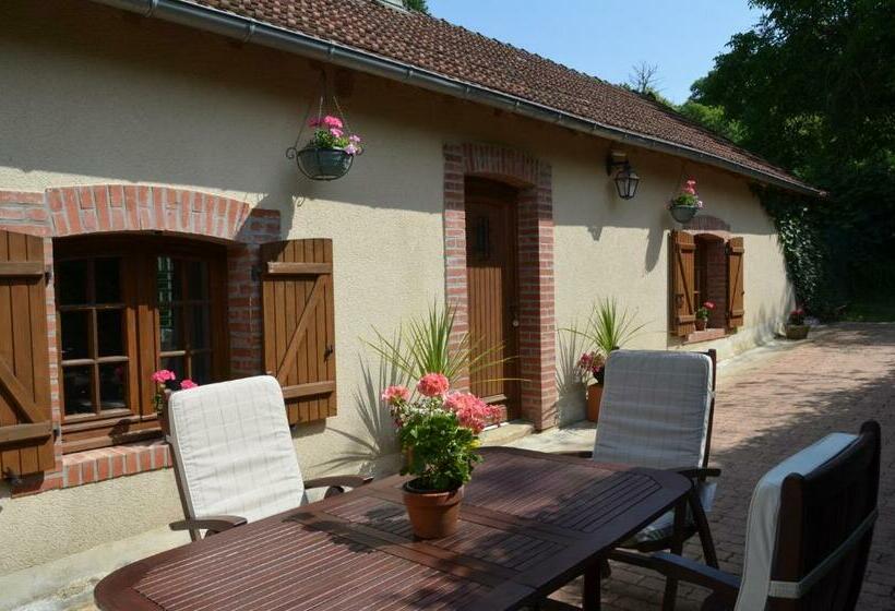 مبيت وإفطار Gites Le Segur   Sequoia Cottage