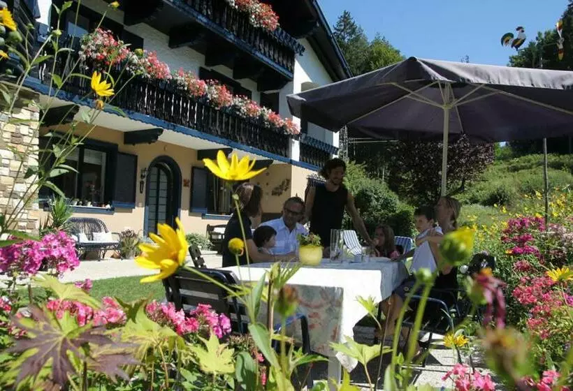 ベッドアンドブレックファースト Gästehaus Marlies Keutschach Am See