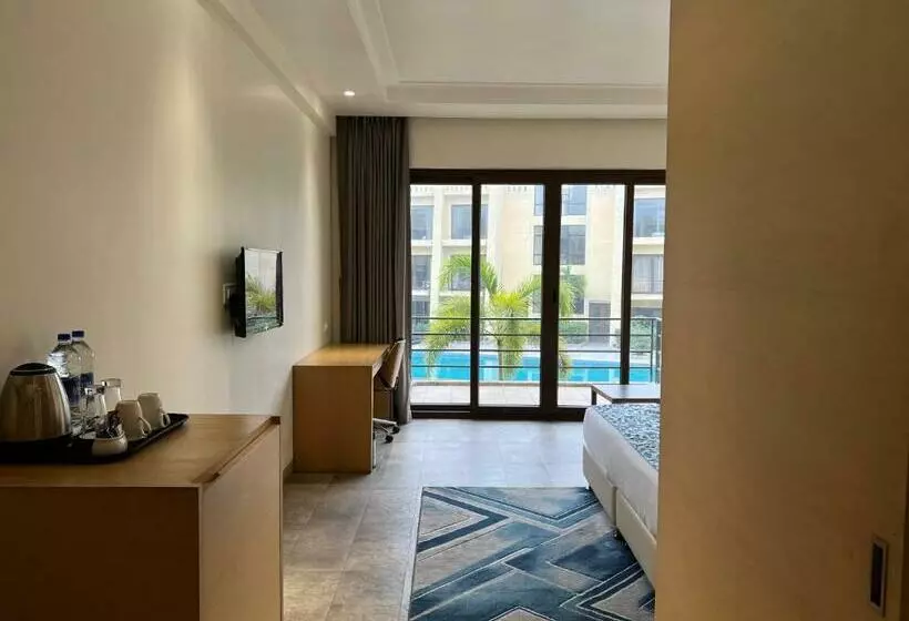 Hotelli Parklane Resort