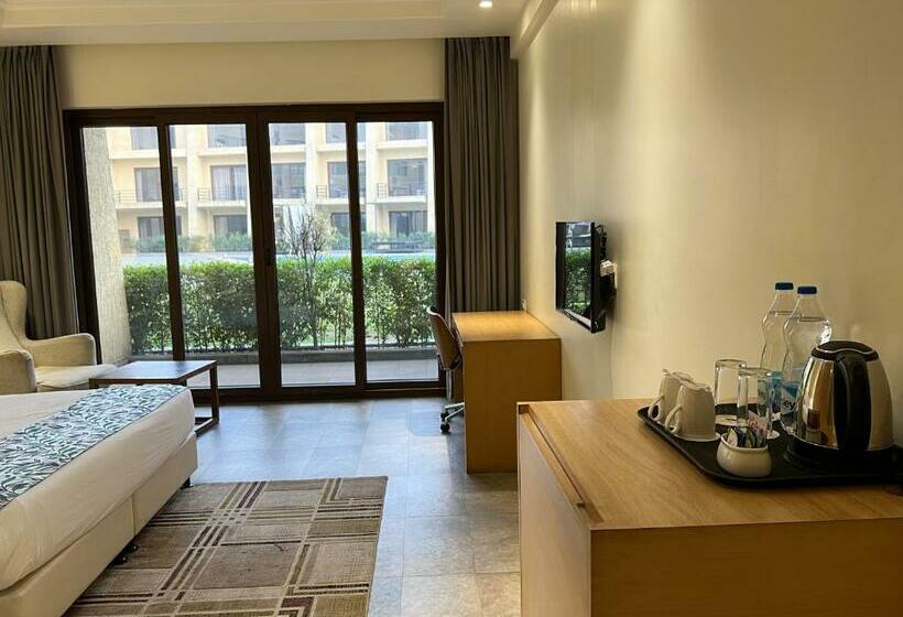 בית מלון כפרי Parklane Resort